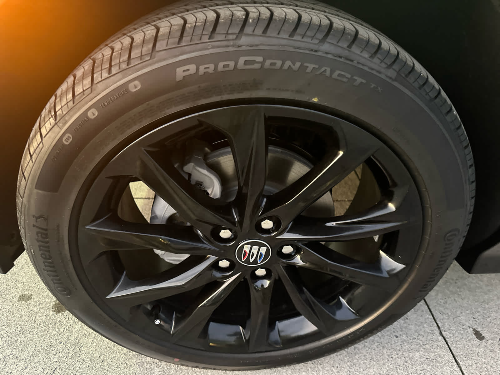 2025 Buick Encore GX Sport Touring photo 3