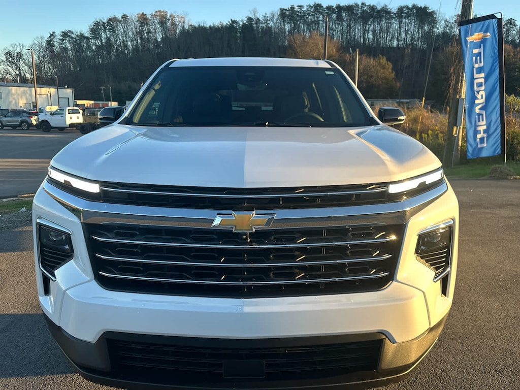 New 2026 Chevrolet Traverse LT SUV