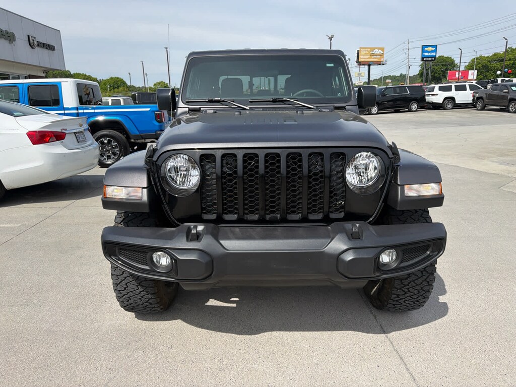 Used 2023 Jeep Gladiator Willys