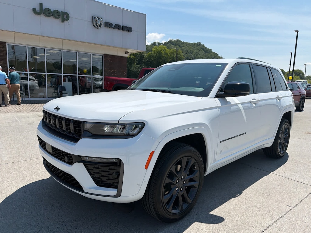 New 2026 Jeep Grand Cherokee LIMITED RESERVE 4X4 Sport Utility