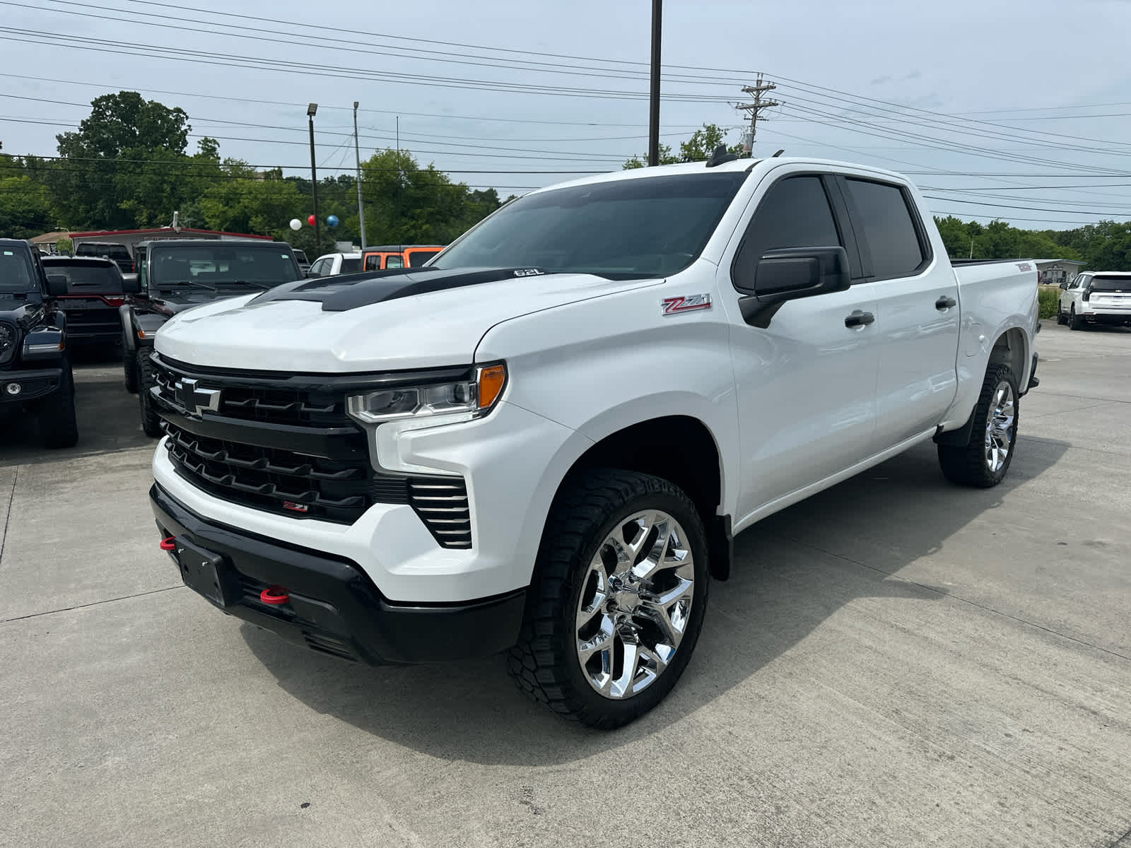 2023 Chevrolet Silverado 1500 LT Trail Boss photo 4