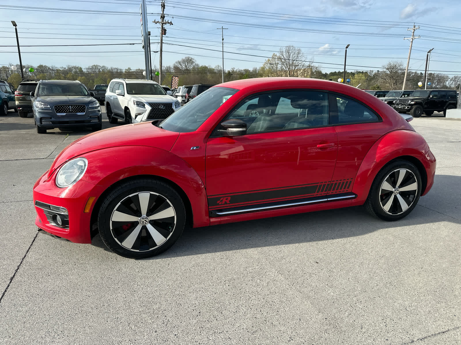 Used 2014 Volkswagen Beetle R-Line with VIN 3VWVT7AT8EM631885 for sale in Newport, TN