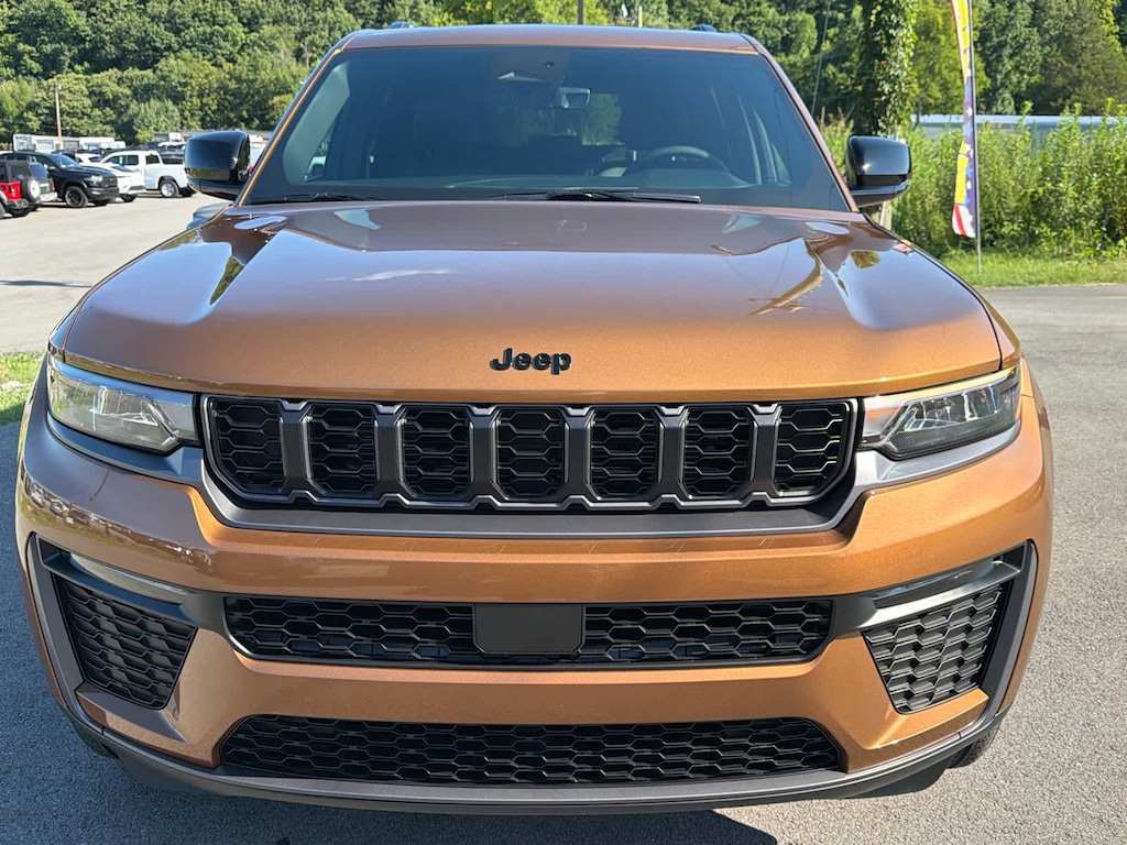 New 2026 Jeep Grand Cherokee LIMITED 4X4 Sport Utility