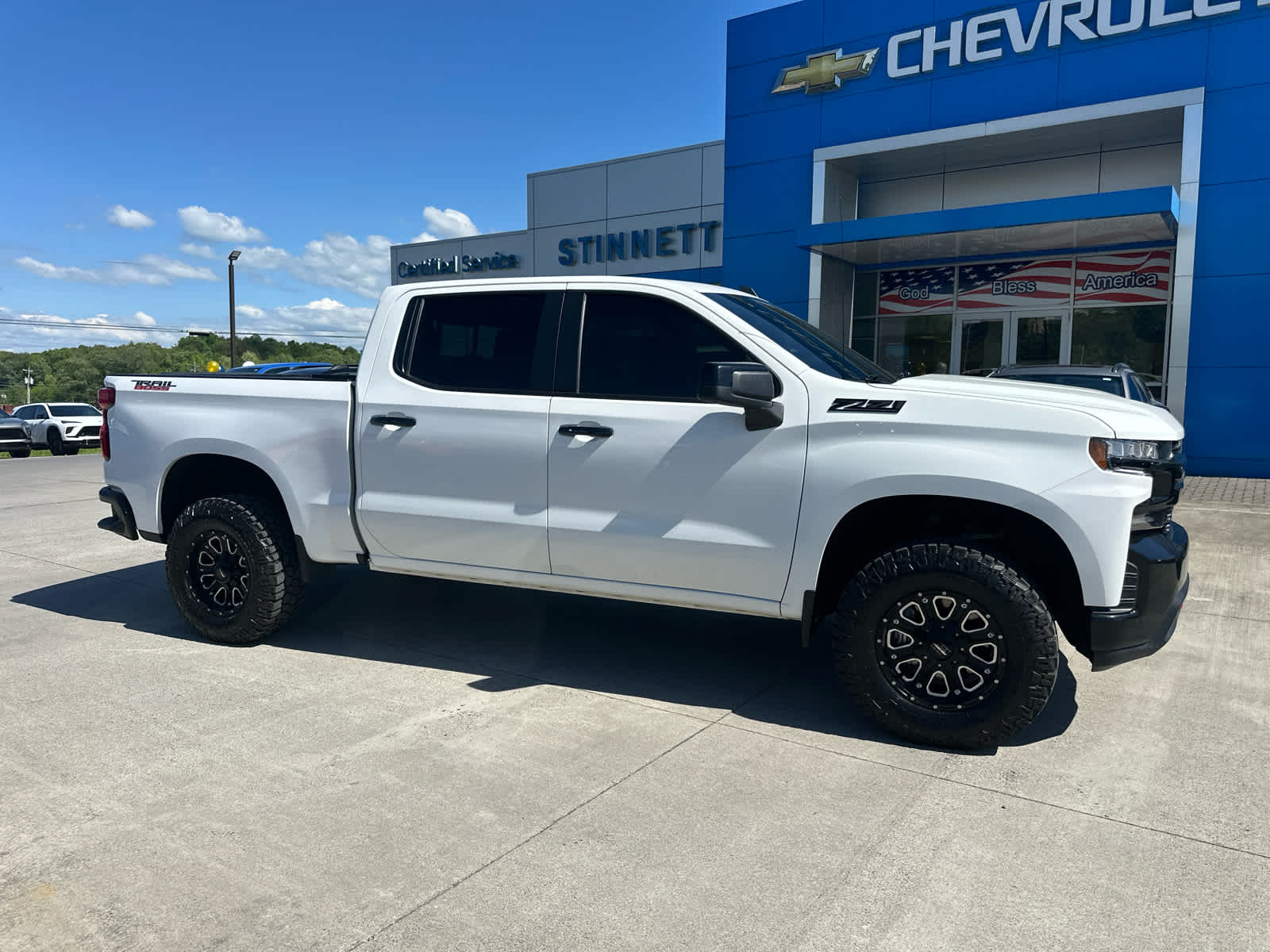 Used 2021 Chevrolet Silverado 1500 LT Trail Boss with VIN 1GCPYFED9MZ340917 for sale in Newport, TN
