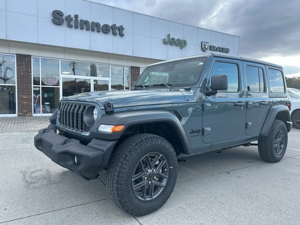 New 2026 Jeep Wrangler 4-DOOR SPORT S Sport Utility
