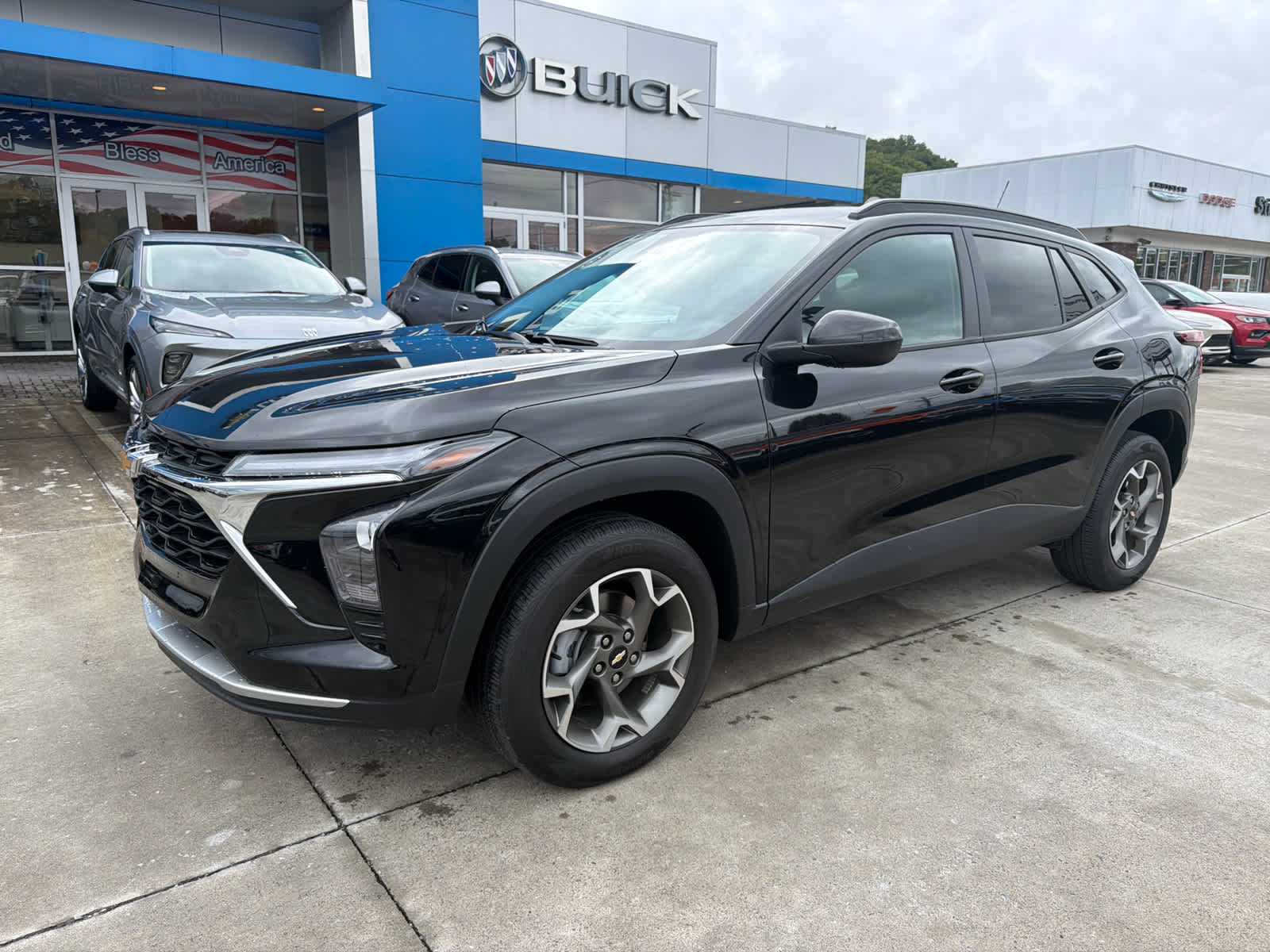 2025 Chevrolet Trax LT