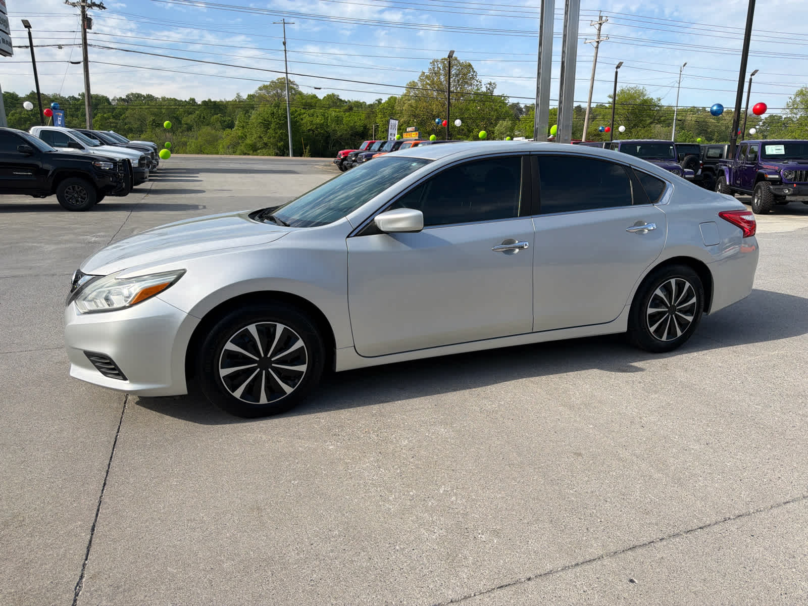 Used 2016 Nissan Altima S with VIN 1N4AL3AP3GN318948 for sale in Newport, TN