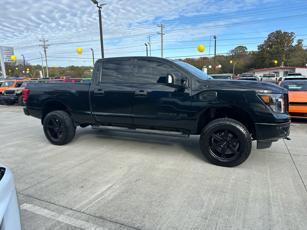 Used 2019 Nissan Titan XD SV 4x4 Diesel Crew Cab 4x4 Diesel Crew Cab
