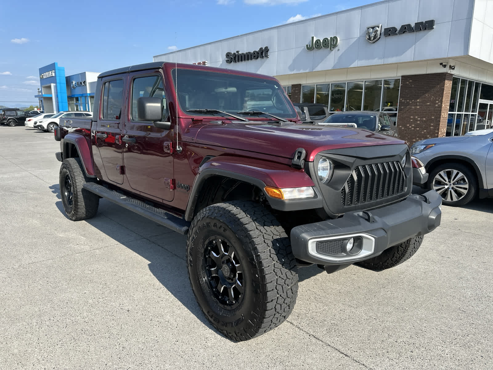 Used 2021 Jeep Gladiator Sport S with VIN 1C6HJTAG0ML523379 for sale in Newport, TN