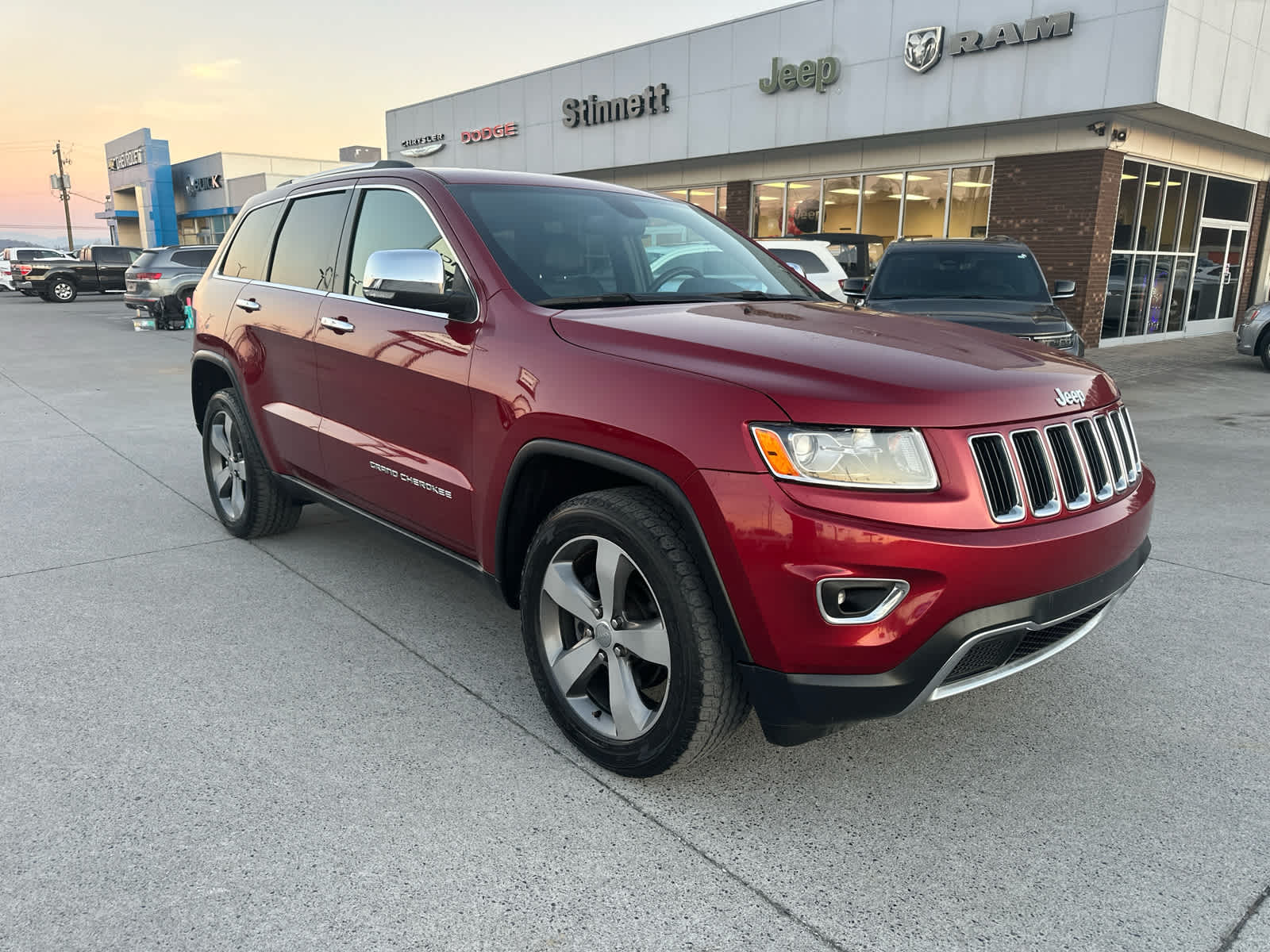2015 Jeep Grand Cherokee Limited's photo