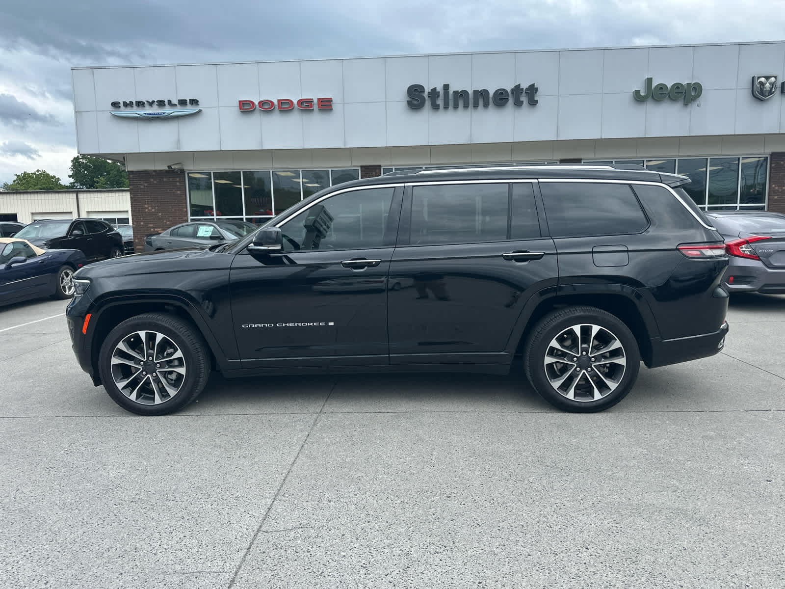 Used 2021 Jeep Grand Cherokee L Overland with VIN 1C4RJKDT2M8165964 for sale in Newport, TN