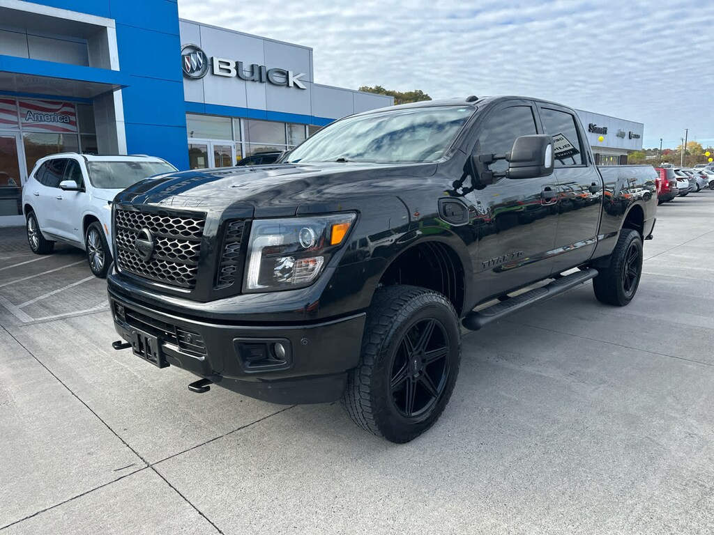 Used 2019 Nissan Titan XD SV 4x4 Diesel Crew Cab 4x4 Diesel Crew Cab