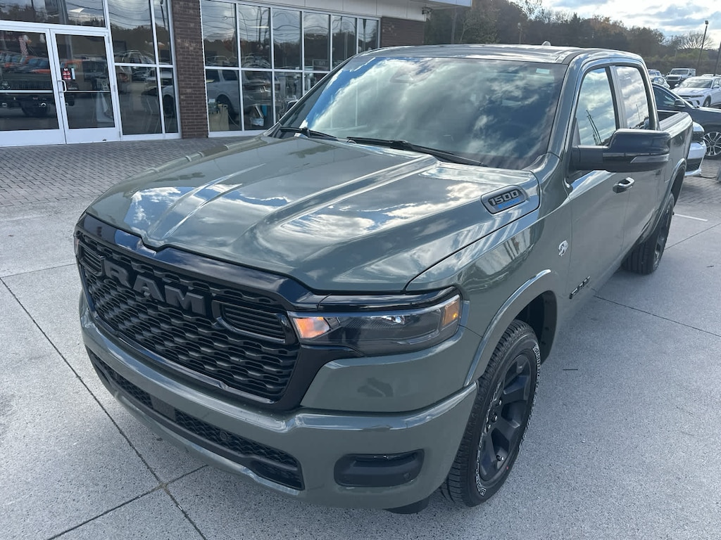 New 2026 Ram 1500 BIG HORN CREW CAB 4X4 5'7 BOX Pickup