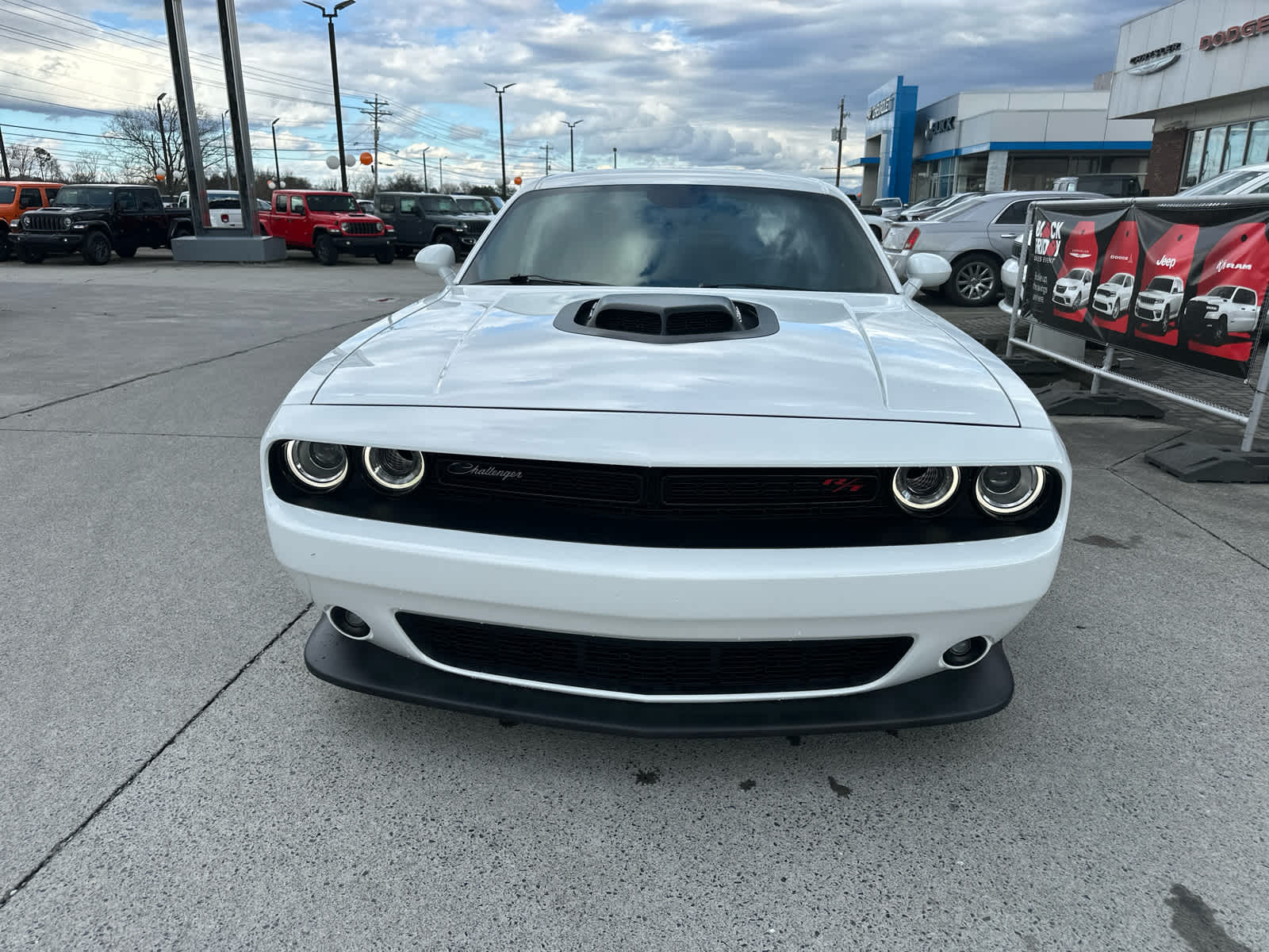 2021 Dodge Challenger R/T Scat Pack photo 2