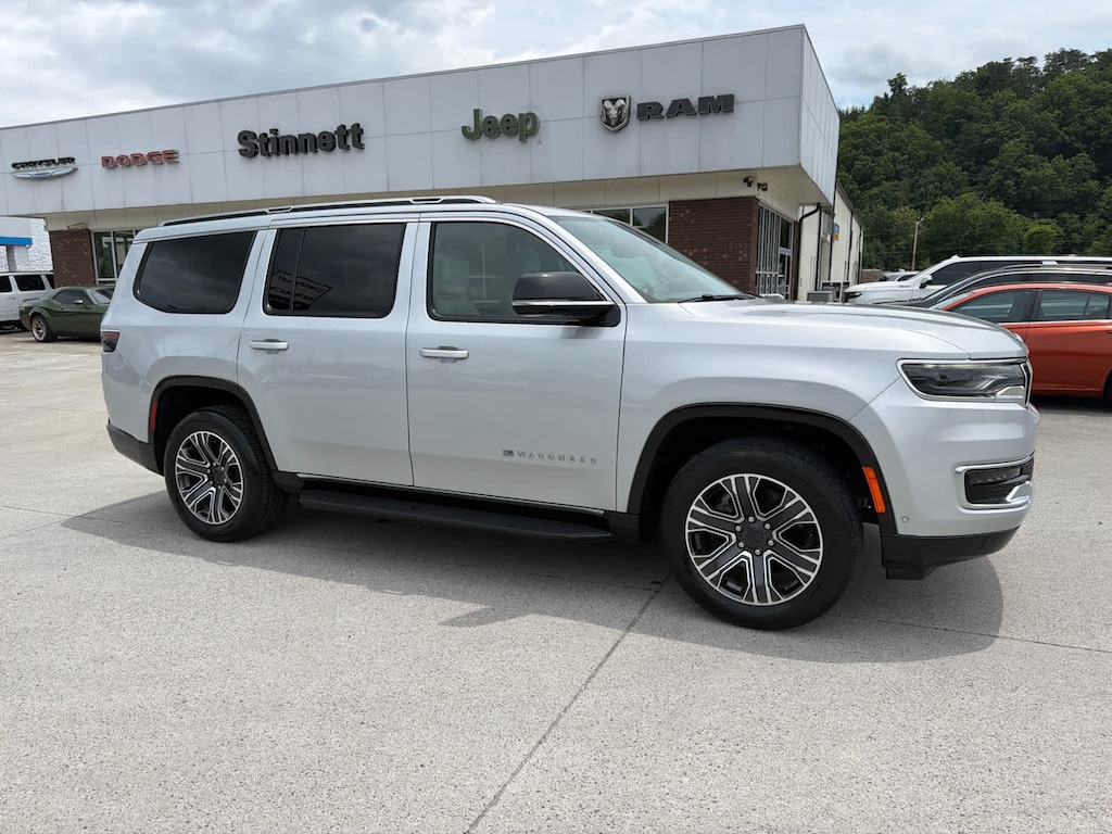 Used 2024 Jeep Wagoneer Series II 4x4