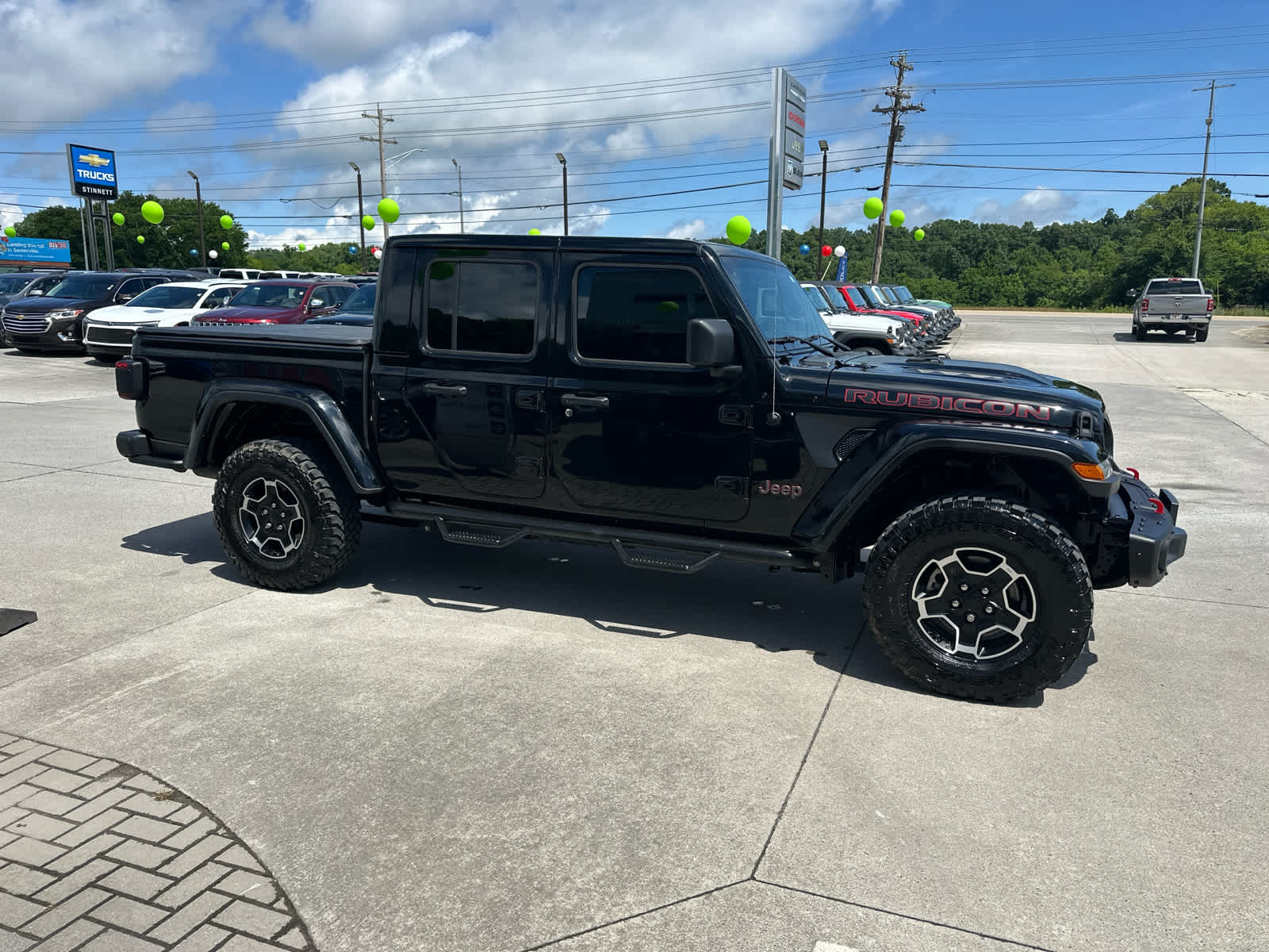 Used 2023 Jeep Gladiator Rubicon with VIN 1C6JJTBM4PL593638 for sale in Newport, TN
