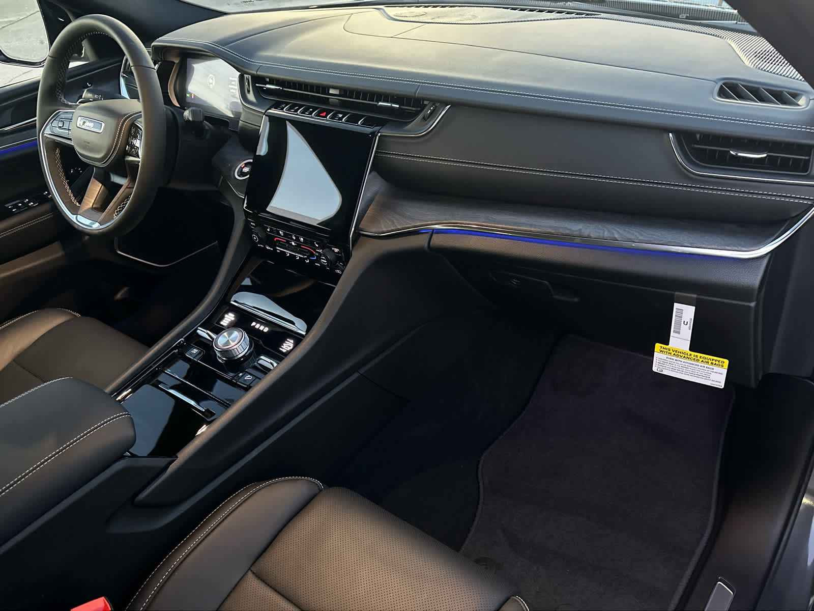 2025 Jeep Grand Cherokee L Overland - Photo 16