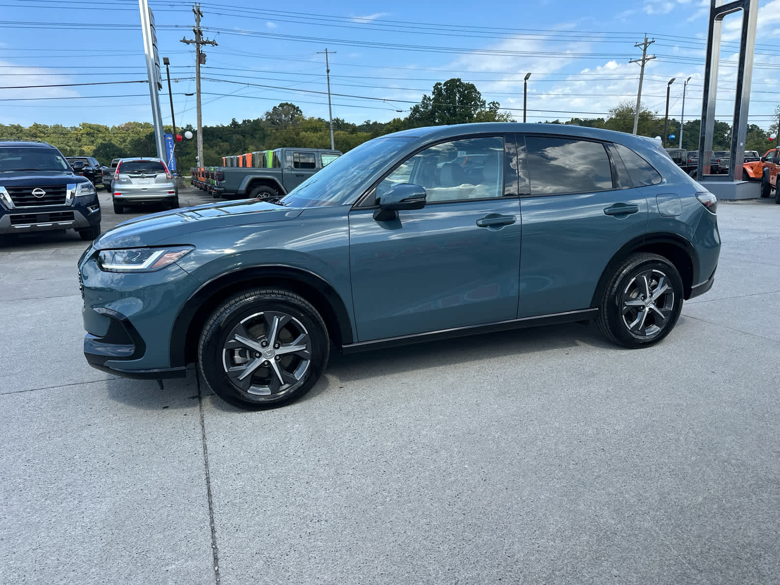 2024 Honda HR-V EX-L photo 2