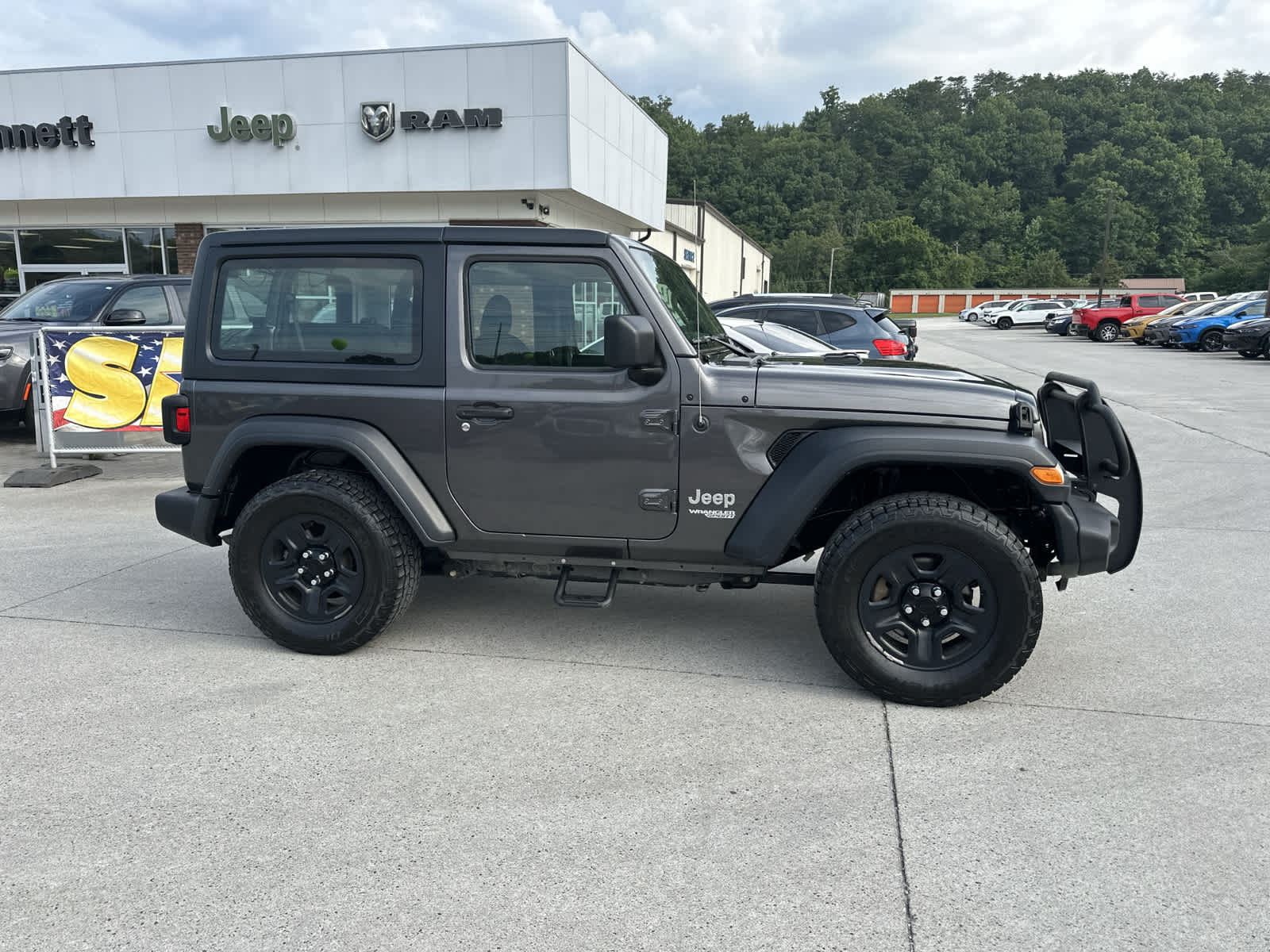 Used 2019 Jeep Wrangler Sport with VIN 1C4GJXAG5KW503068 for sale in Newport, TN