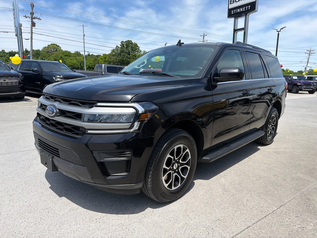 Used 2024 Ford Expedition XLT 4x4