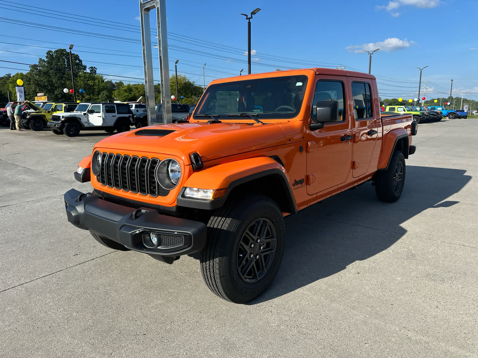 2025 Jeep Gladiator Sport S photo 4