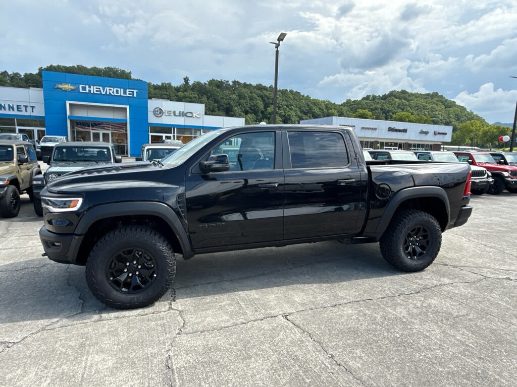 New 2026 Ram 1500 RHO CREW CAB 4X4 5'7 BOX Pickup