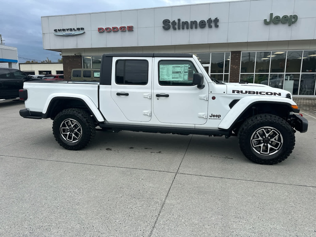 New 2025 Jeep Gladiator RUBICON 4X4 Pickup
