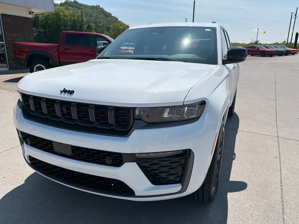 New 2026 Jeep Grand Cherokee LIMITED RESERVE 4X4 Sport Utility