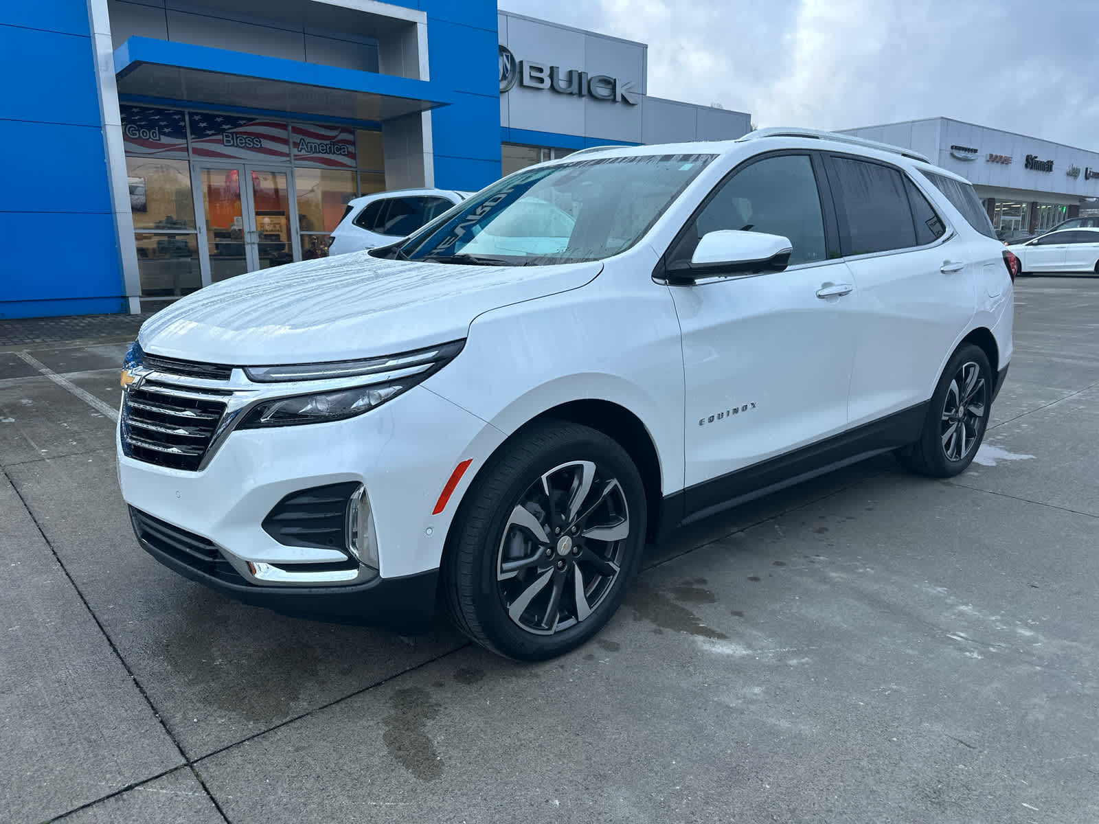 2022 Chevrolet Equinox Premier's photo