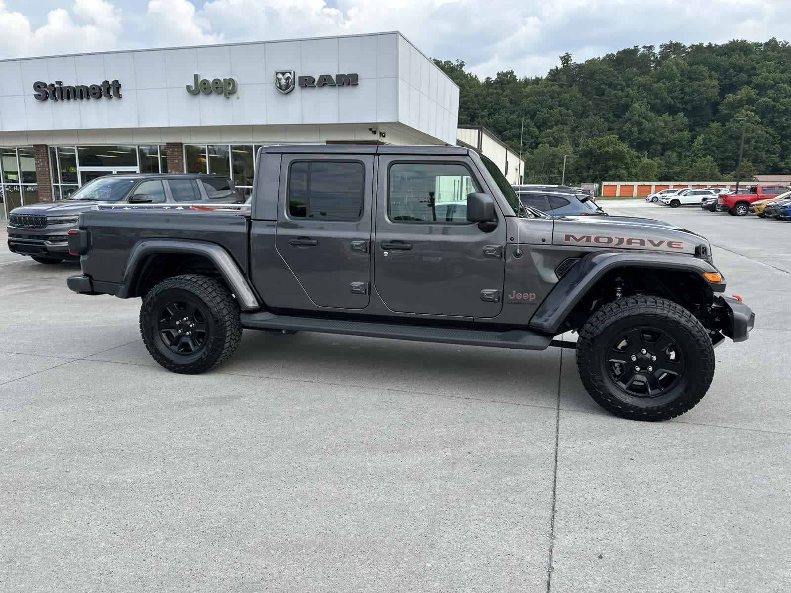 Used 2021 Jeep Gladiator Mojave with VIN 1C6JJTEG0ML538105 for sale in Newport, TN