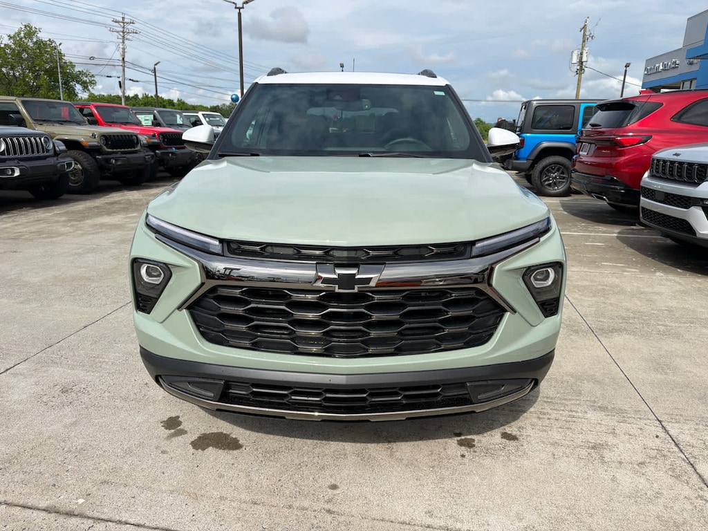 Used 2025 Chevrolet Trailblazer Activ FWD