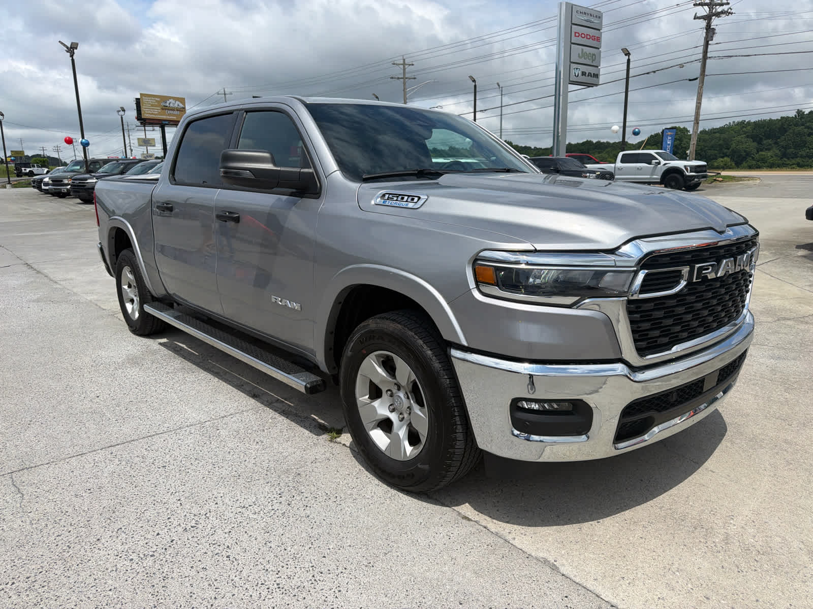 2025 RAM 1500 Big Horn/Lone Star 4x4 Crew Cab 5'7's photo