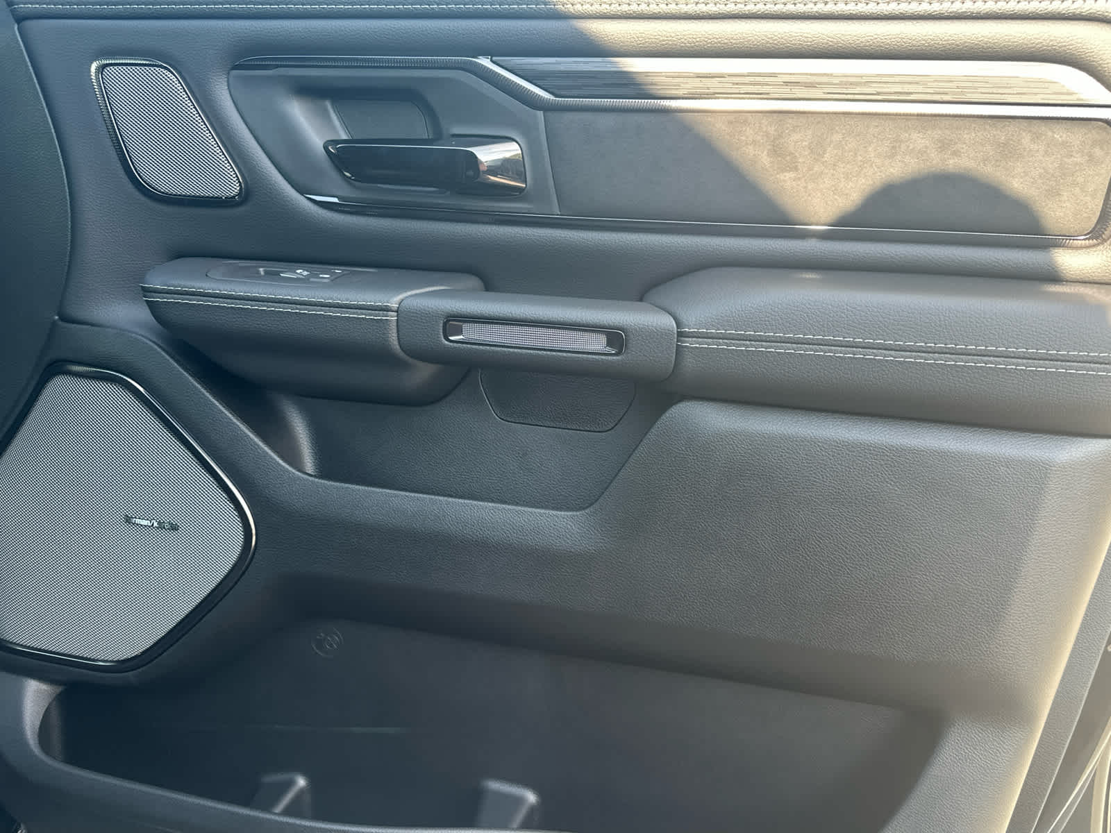2026 RAM 1500 Rebel - Photo 27