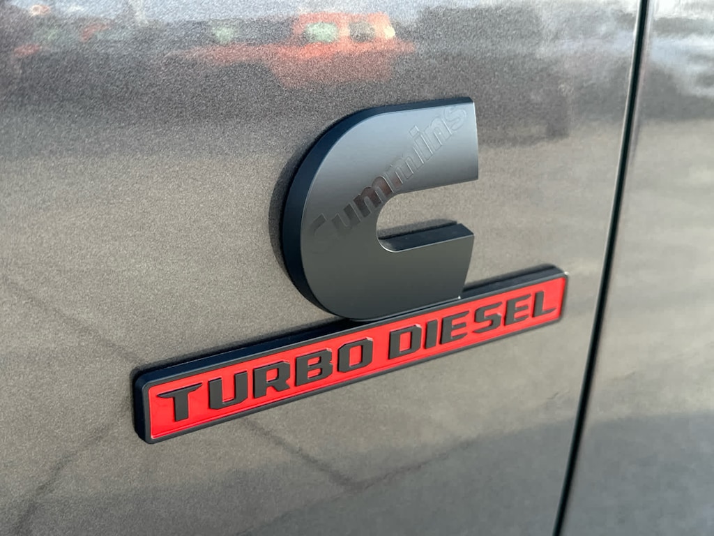 New 2026 Ram 2500 WARLOCK CREW CAB 4X4 6'4 BOX Pickup