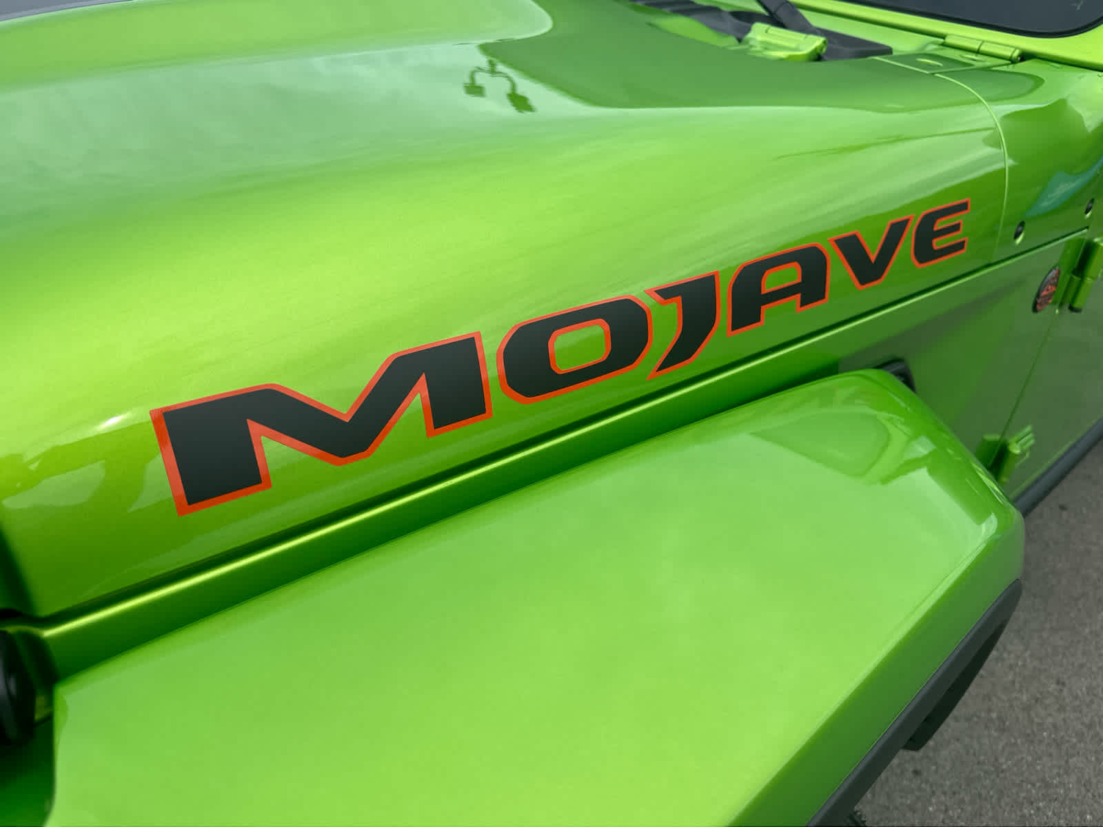 2025 Jeep Gladiator Mojave photo 4