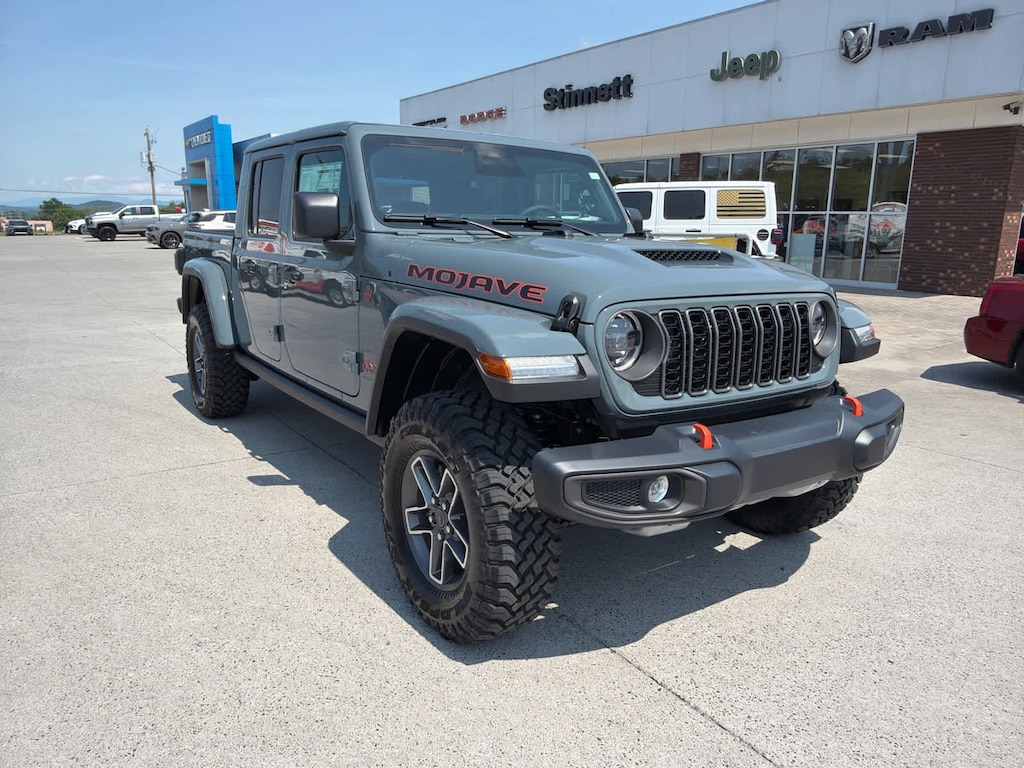 New 2026 Jeep Gladiator MOJAVE 4X4 Pickup