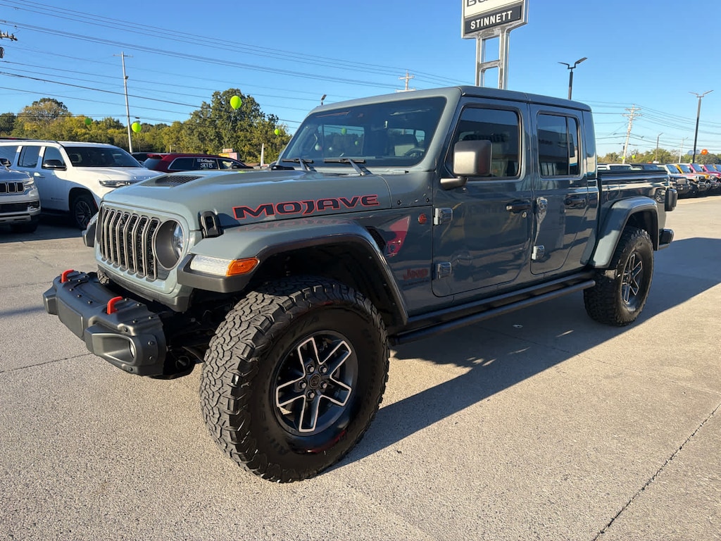 Used 2024 Jeep Gladiator Mojave X 4x4 4x4