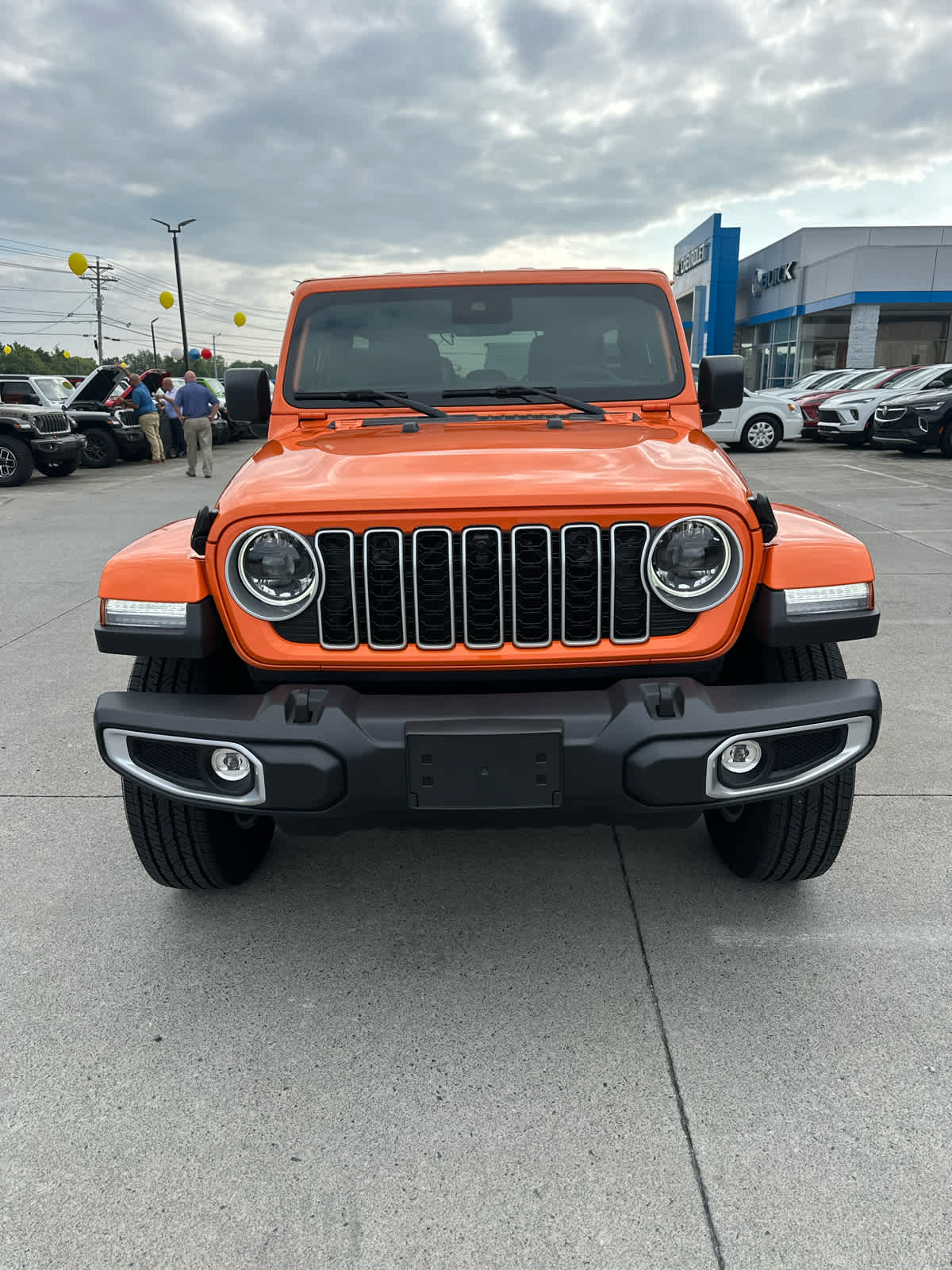 2025 Jeep Wrangler Sahara photo 3