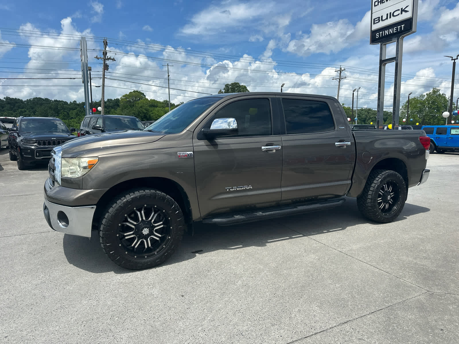 Used 2013 Toyota Tundra Tundra Grade with VIN 5TFDW5F13DX276313 for sale in Newport, TN