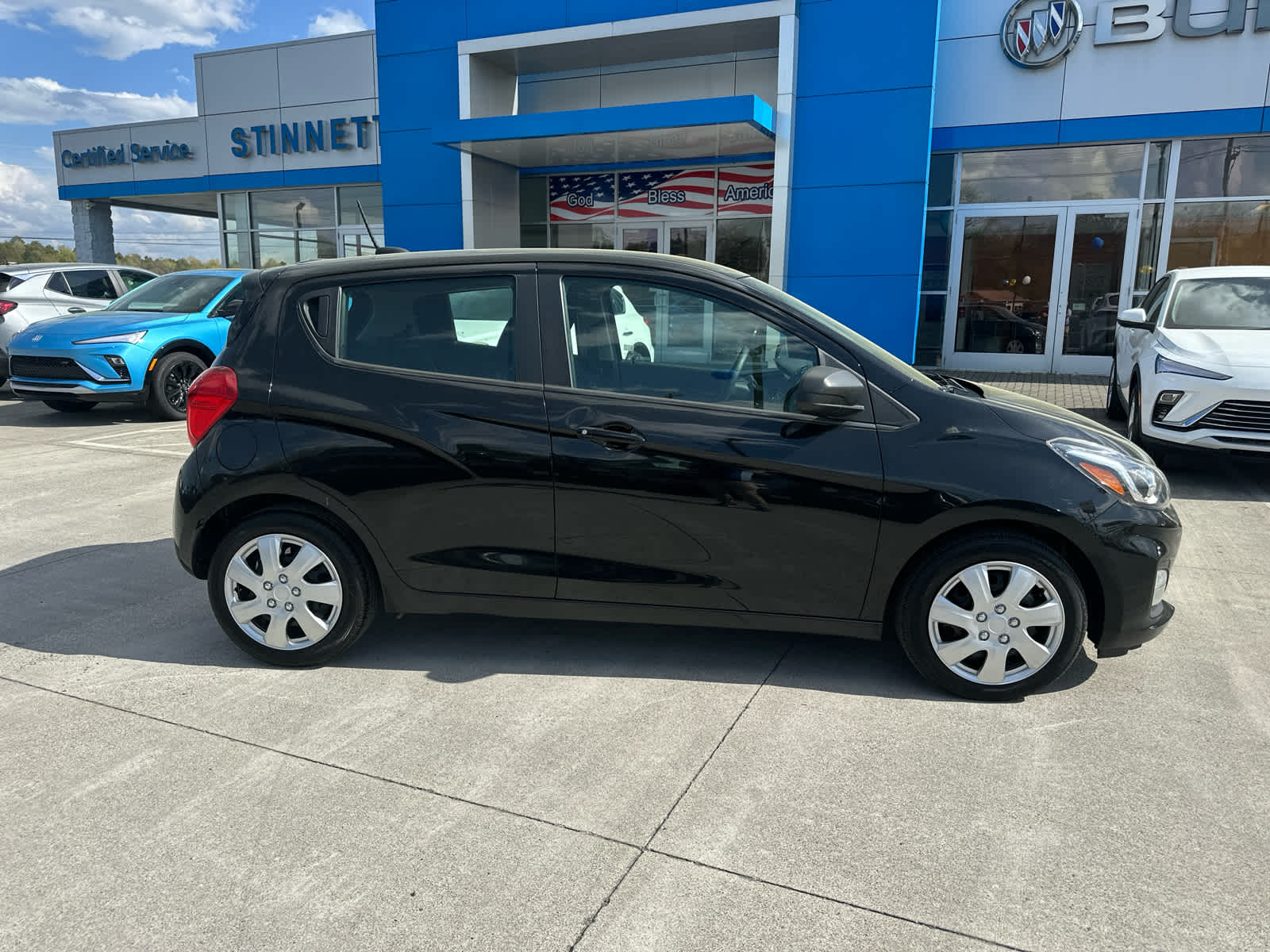 Used 2019 Chevrolet Spark LS with VIN KL8CB6SA1KC811803 for sale in Newport, TN