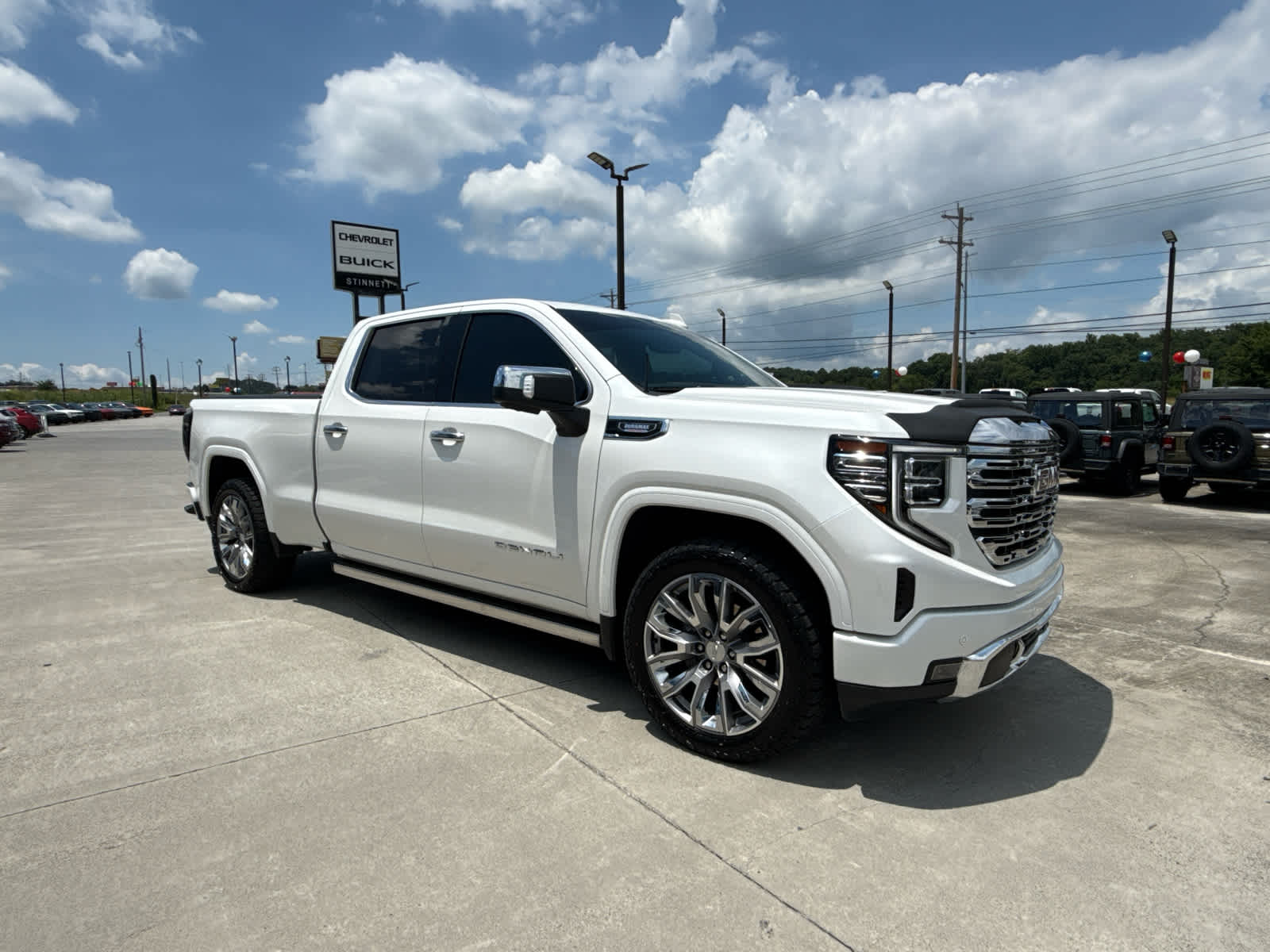 Used 2024 GMC Sierra 1500 Denali 4WD Crew Cab 147