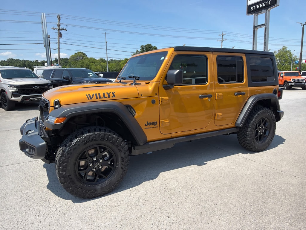 New 2026 Jeep Wrangler 4-DOOR WILLYS Sport Utility