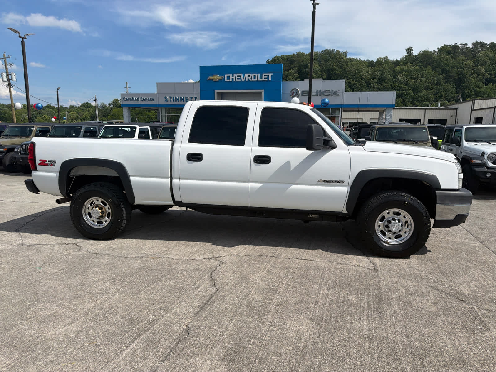 Used 2007 Chevrolet Silverado Classic 2500HD Work with VIN 1GCHK23UX7F180053 for sale in Newport, TN