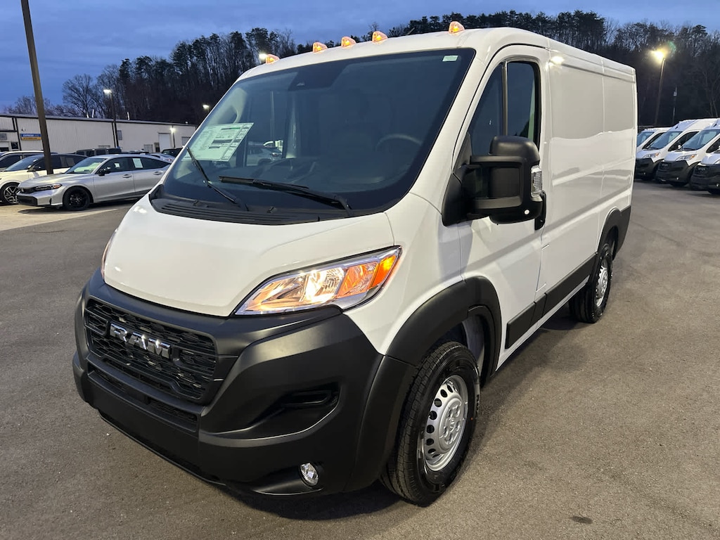 New 2026 Ram ProMaster PROMASTER 1500 TRADESMAN CARGO VAN LOW ROOF 118' W Cargo Van