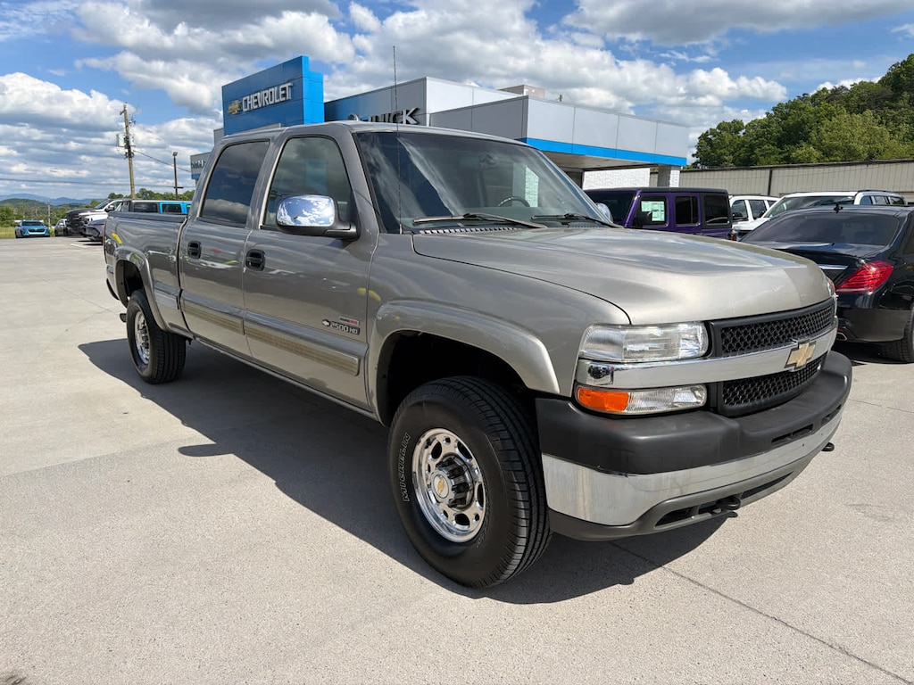 Used 2002 Chevrolet Silverado 2500HD LS Crew Cab 153 WB 4WD Crew Cab 153 WB 4WD