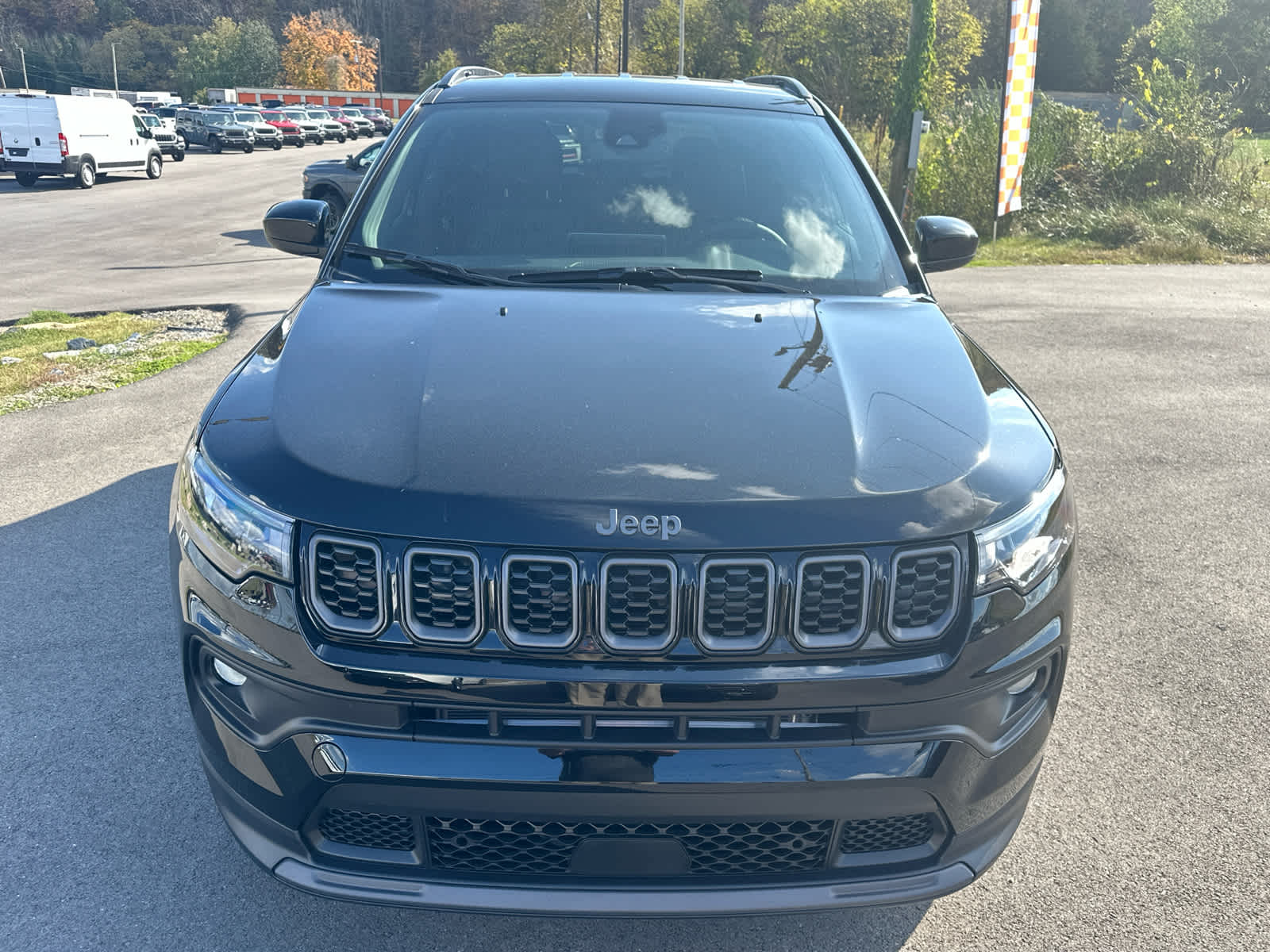 2025 Jeep Compass Latitude photo 2
