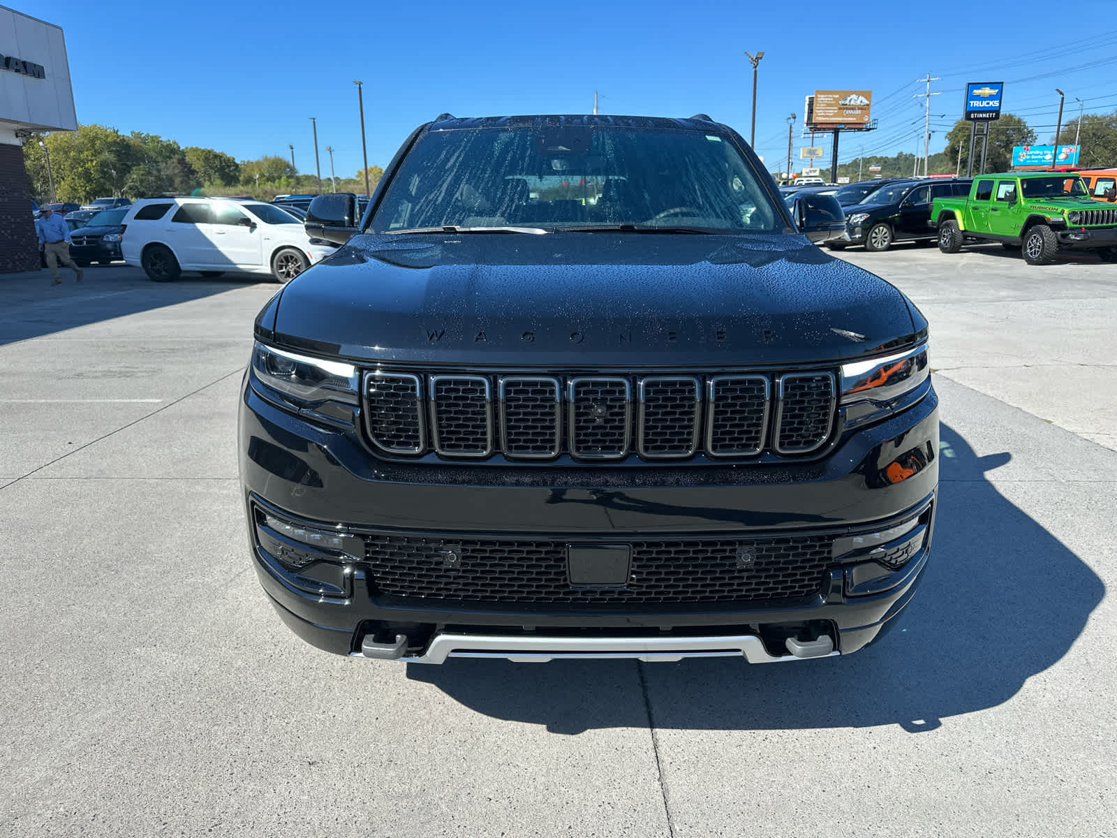2025 Jeep Wagoneer Overland photo 3