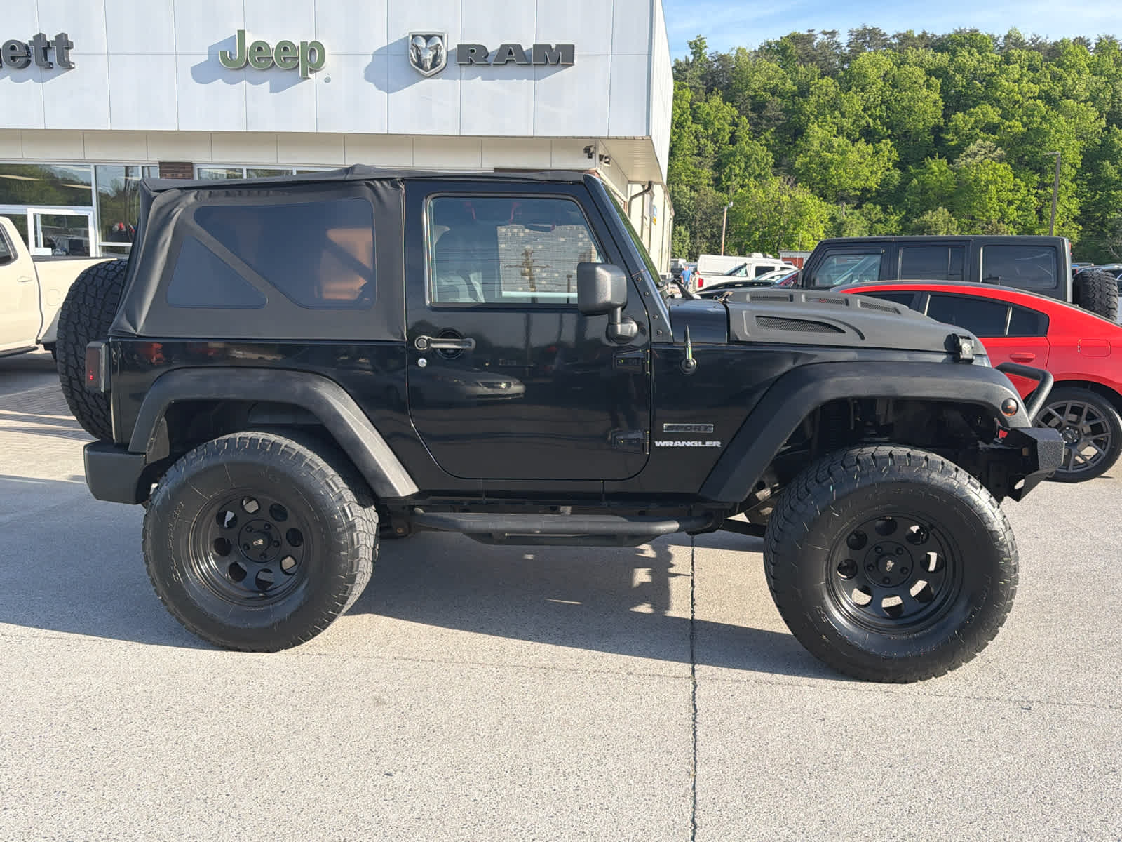 Used 2011 Jeep Wrangler Sport with VIN 1J4AA2D13BL510452 for sale in Newport, TN