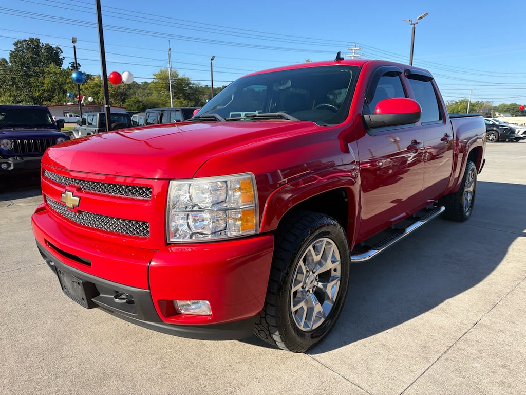Used 2011 Chevrolet Silverado 1500 LT 4WD Crew Cab 143.5 4WD Crew Cab 143.5