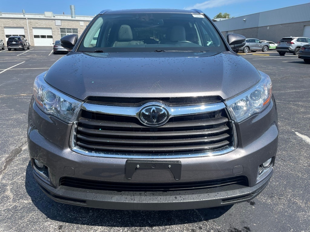 Used 2016 Toyota Highlander Limited with VIN 5TDDKRFH1GS294383 for sale in Manchester, MO